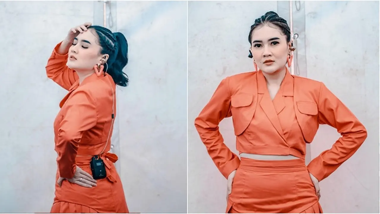 6 Potret Nella Kharisma Tampil Pede dengan Perut Buncit, Dikira Hamil Anak Ketiga