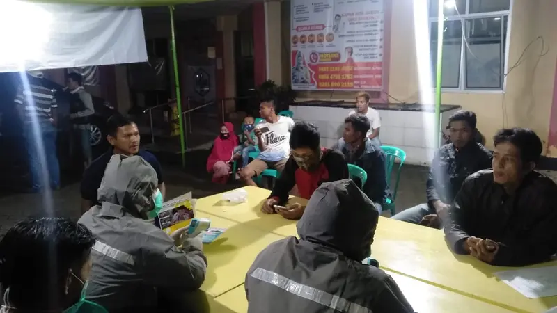 emerintah Kabupaten membuat posko pemantauan Gugus Tugas Siaga Covid-19 di lima perbatasan. (Foto: Liputan6.com/Galoeh Widura)