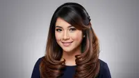 7 Gaya Rambut Panjang Wanita Anti Ribet untuk Aktivitas Padat saat Hari Raya