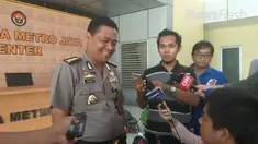 Penyidik Polda Metro Jaya resmi menahan Sekjen Forum Umat Islam (FUI) Muhammad Al Khaththath atas kasus dugaan pemufakatan makar