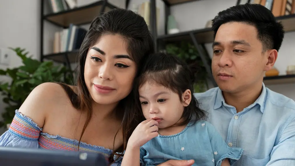 Menghadapi perilaku anak seperti memukul, berteriak, atau menolak arahan sering kali membuat orangtua berada di posisi serba salah. Di satu sisi ingin bersikap tegas, di sisi lain tidak ingin merusak kedekatan emosional dengan anak. (foto/dok: freepik)