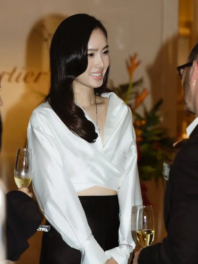 Potret Menawan Nong Poy Kenakan Perhiasan Mahal dari Cartier, Disebut Sama Cantiknya dengan Jisoo BLACKPINK