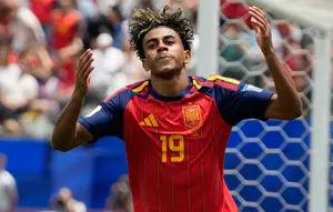 Lamine Yamal Siap Hadapi Cristiano Ronaldo di 16 Besar Piala Dunia 2026
