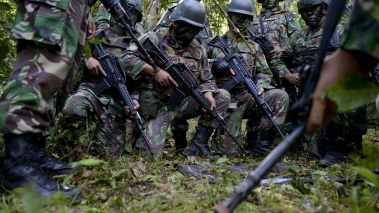 Tanggal 9 Januari 1983, Satu Unit Tim Nanggala Berpatroli di Komplek Liasidi di Timor Timur