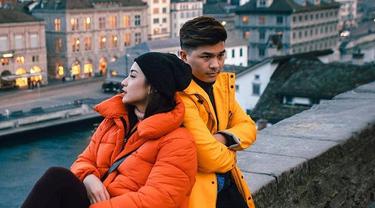 Momen Pacaran Chelsea Olivia Dan Glenn Alinskie Pasca Punya Anak News Entertainment Fimela Com