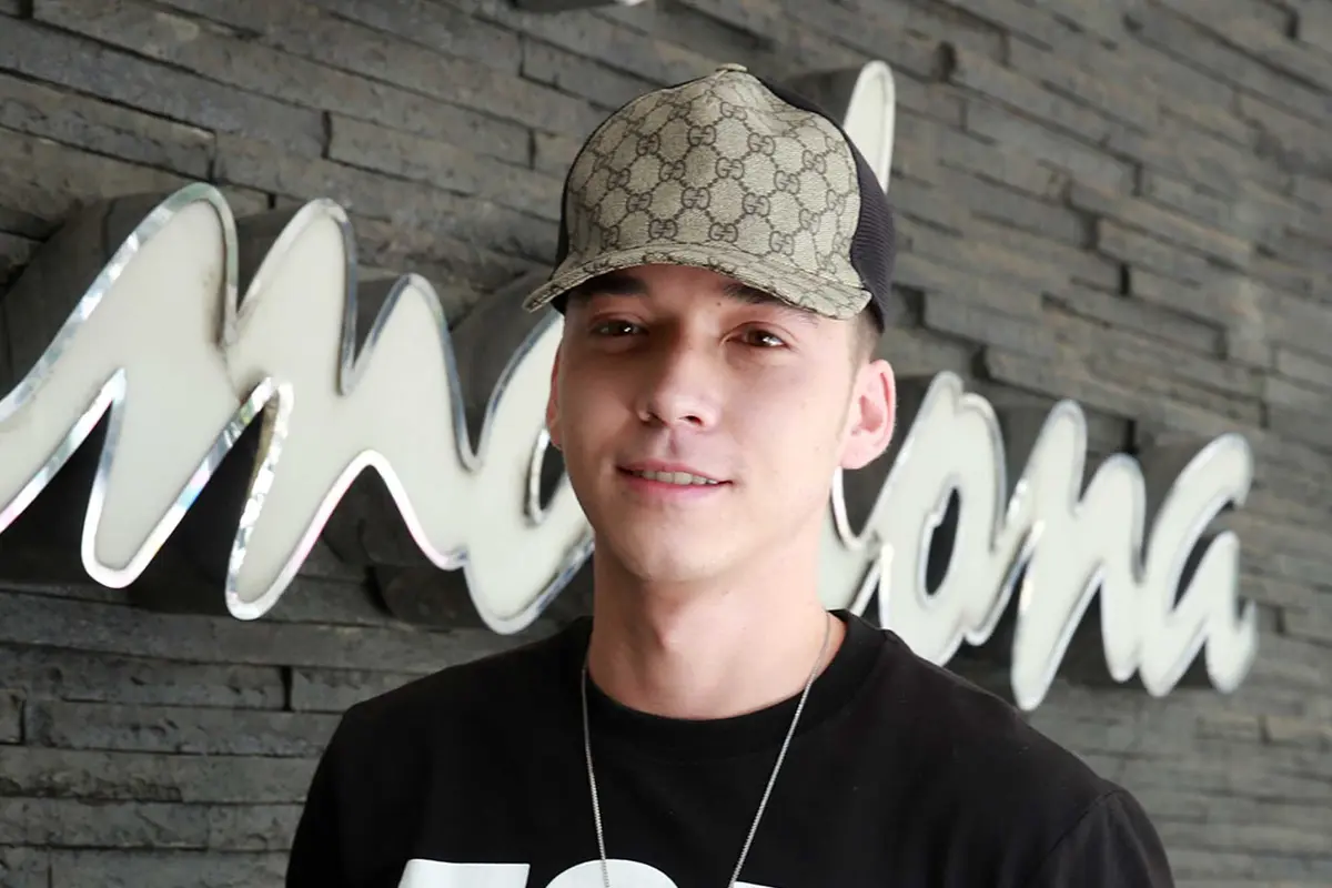 [Bintang] Stefan William