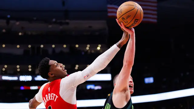 RJ Barrett memblok tembakan pemain Celtics saat bertemu di lanjutan NBA 2024/2205