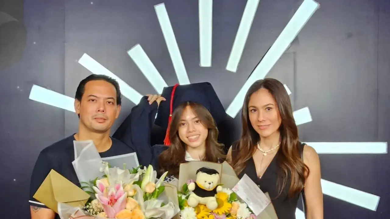 Wulan Guritno Hadir di Wisuda Putrinya yang Lulus SMP