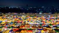 Suasana Street Food di Kota Bangkok (iStockphoto)