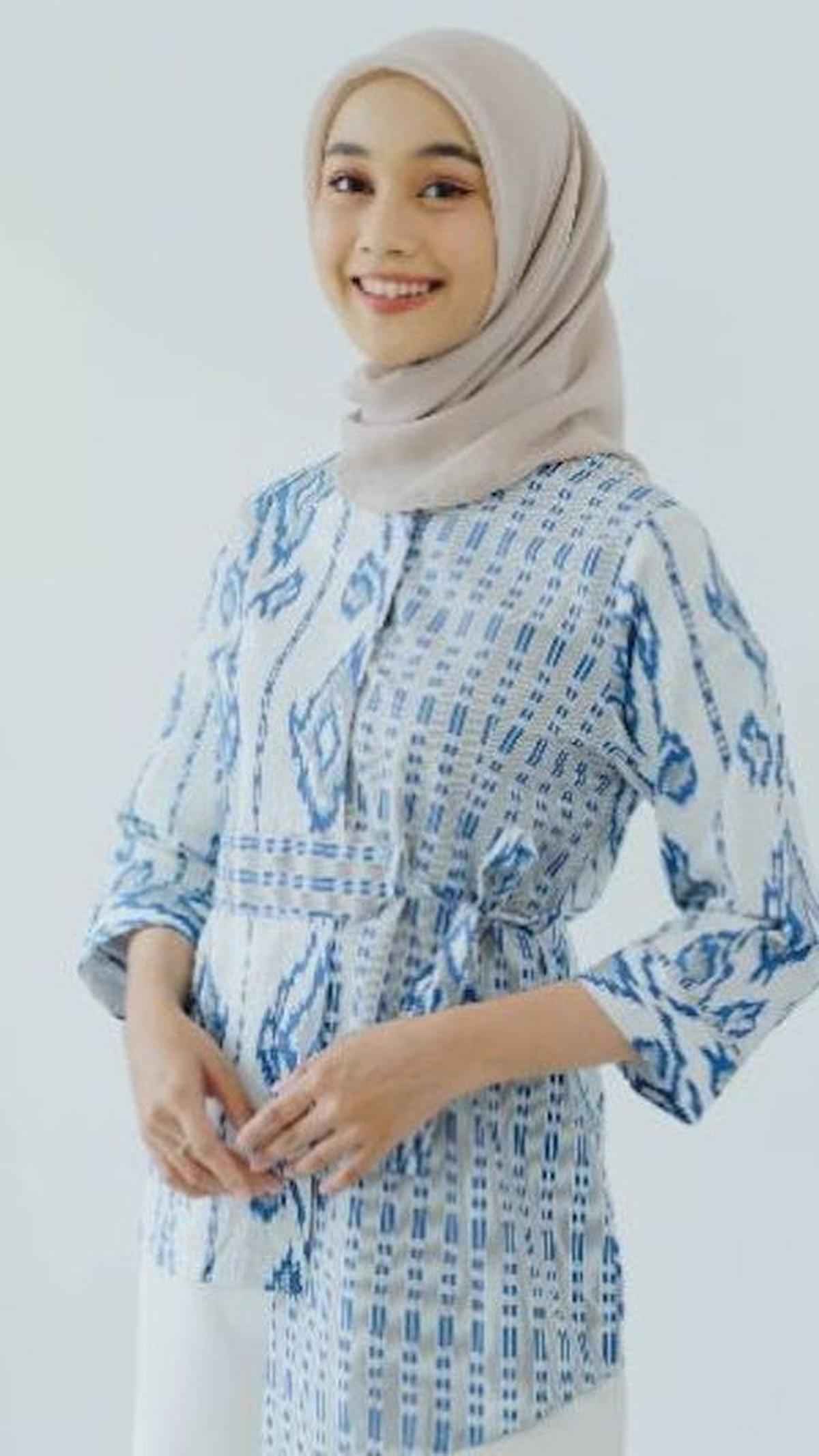 Blouse Graffiti BRAWEE