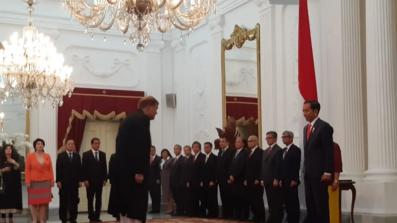 Jokowi Terima Surat Kepercayaan dari 8 Dubes Luar Biasa