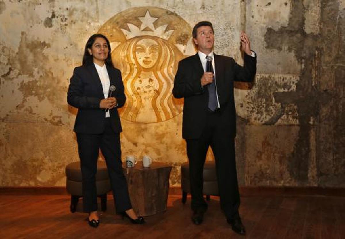 Kafe Starbucks pertama di New Delhi diresmikan