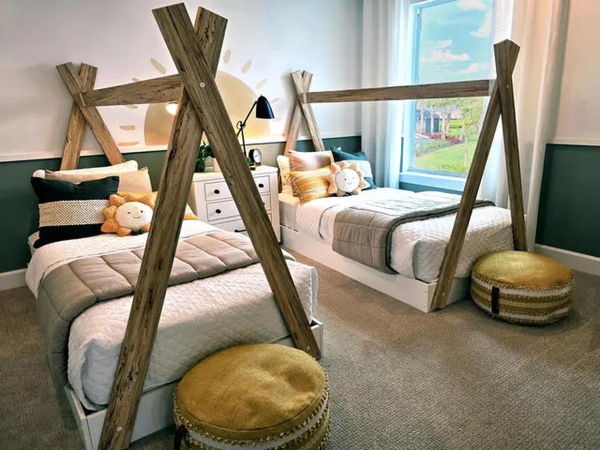 5 Model Kamar Tidur Minimalis Ukuran Kecil untuk 2 Kasur, Cocok untuk Anak Kembar