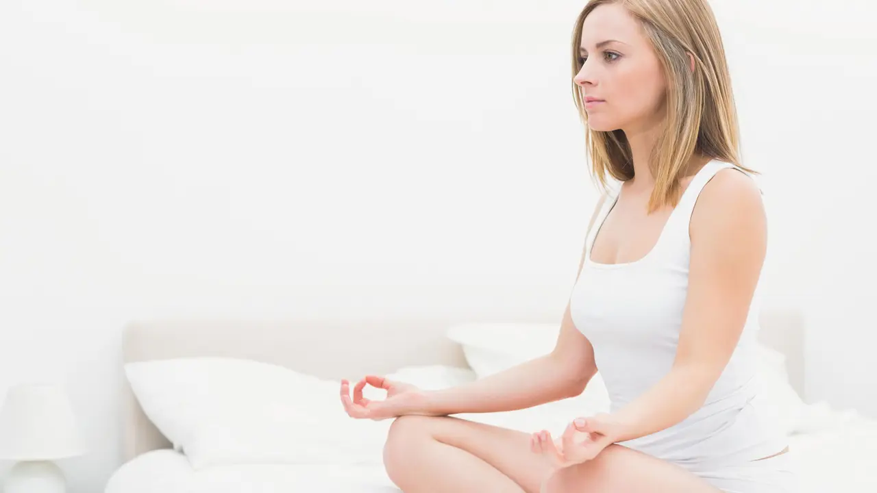 Atasi Insomnia dengan Yoga