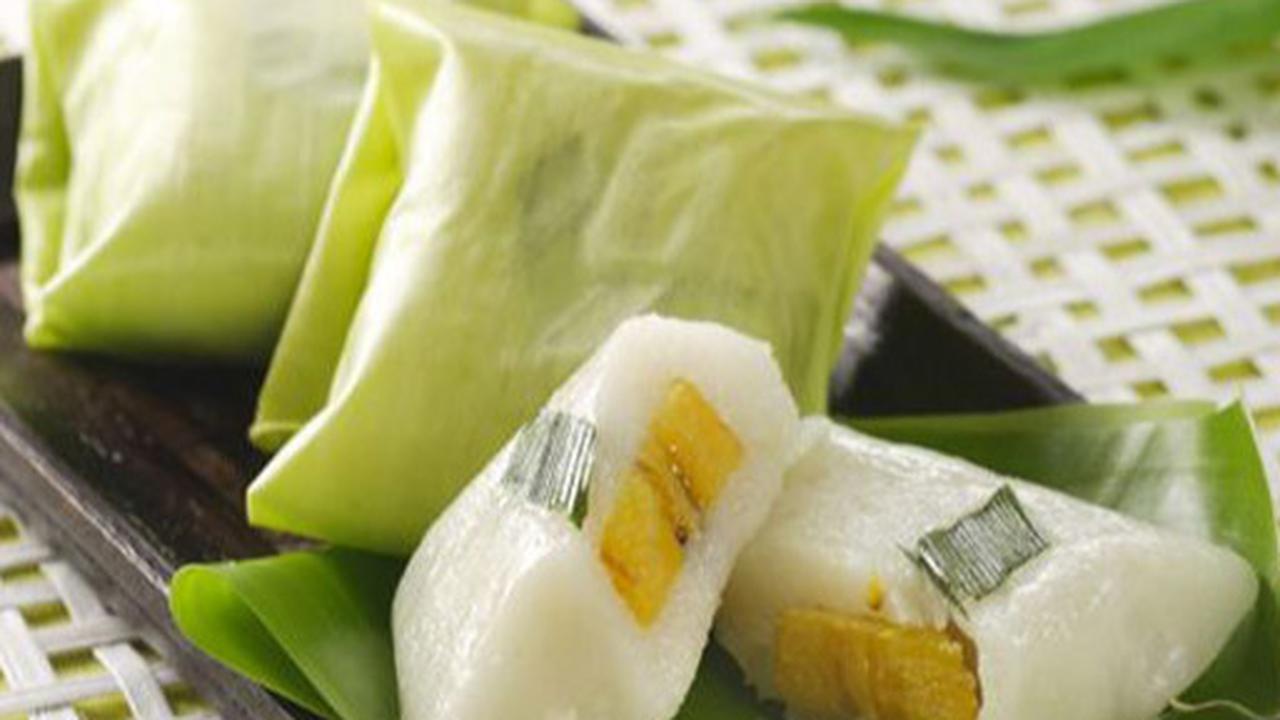Sebungkus kue nagasari pisang