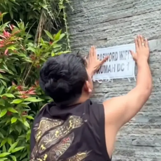 Fasilitas Rumah Denny Caknan di Ngawi