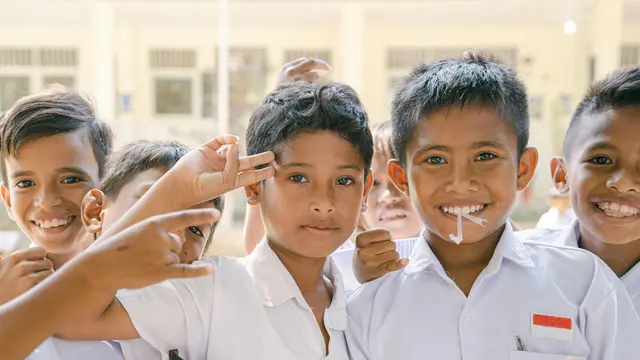 Peserta Didik atau Pelajar dari PAUD hingga SMA