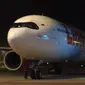 Pesawat terbang milik maskapai penerbangan Lion Air dengan nomor penerbangan JT-106 yang sedang dalam perjalanan dari Surabaya menuju Jeddah. Pesawat Lion Air tersebut terpaksa melakukan pengalihan pendaratan ke Bandara Kualanamu di Kabupaten Deli Serdang