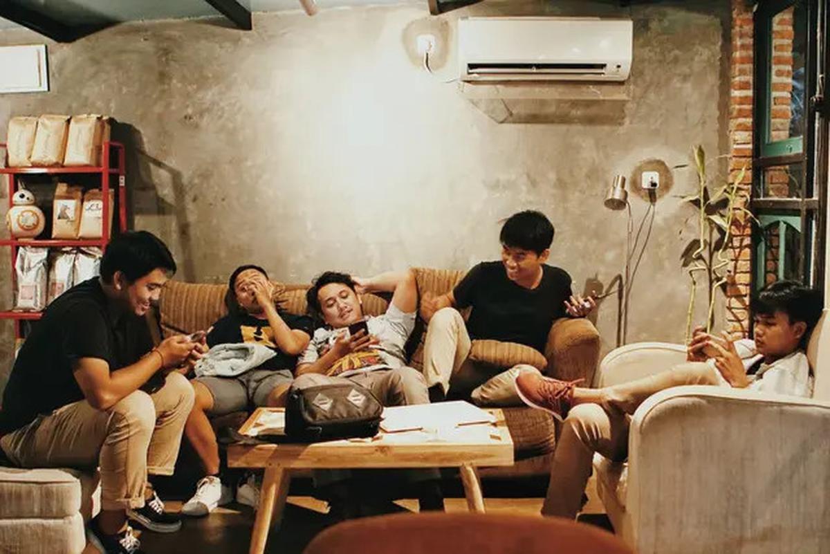 Karakter Unik Zodiak, Pelajari yang Paling Mahir Menjaga Perdamaian dengan Teman