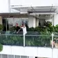 Menengok Kebun Sayuran di Balkon Apartemen Daniel Mananta yang Penuh Tanaman . foto; Youtube 'Boy William'