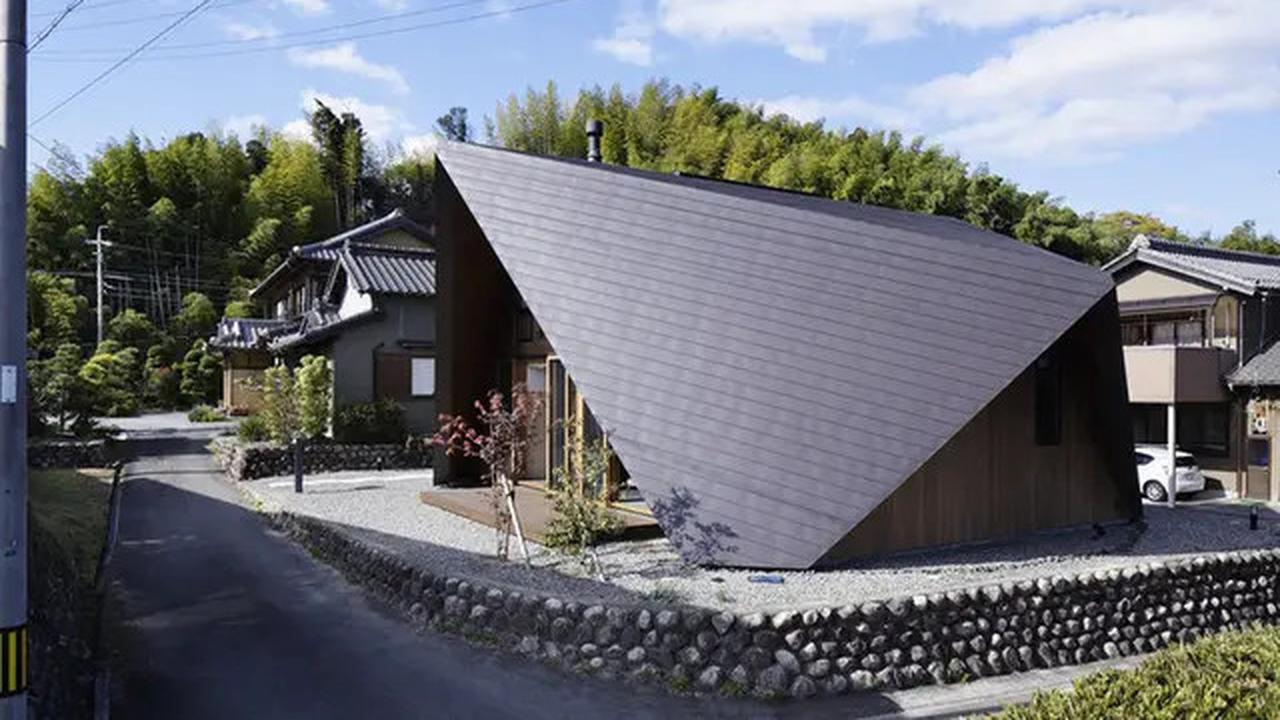 Model Rumah Atap Miring dengan Gaya Estetik dan Adem April 2025