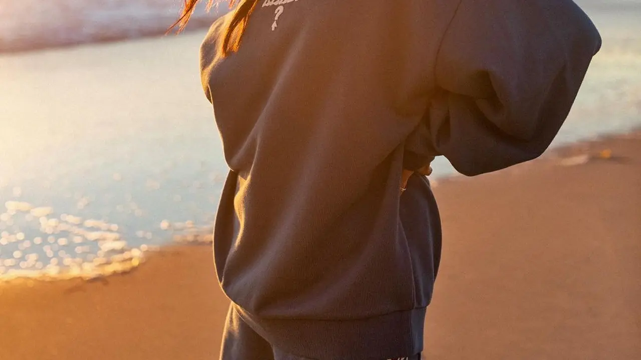 NIKI Rancang T-Shirt hingga Jaket Sendiri yang Terinspirasi dari Album Terbaru Nicole