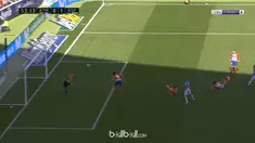 Berita video momen kiper Jan Oblak yang terkecoh karena tandukan bek Atletico Madrid, Stefan Savic. This video presented by BallBall.