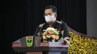 Direktur Jenderal Otonomi Daerah (Otda) Kemendagri Akmal Malik saat meluncurkan aplikasi e-Perda Kabupaten/Kota se-Provinsi Sumatera Barat (Sumbar) di Auditorium Gubernur Sumatera Barat, Jumat (2/07/2021).