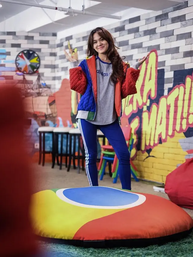[Bintang] Sheryl Sheinafia