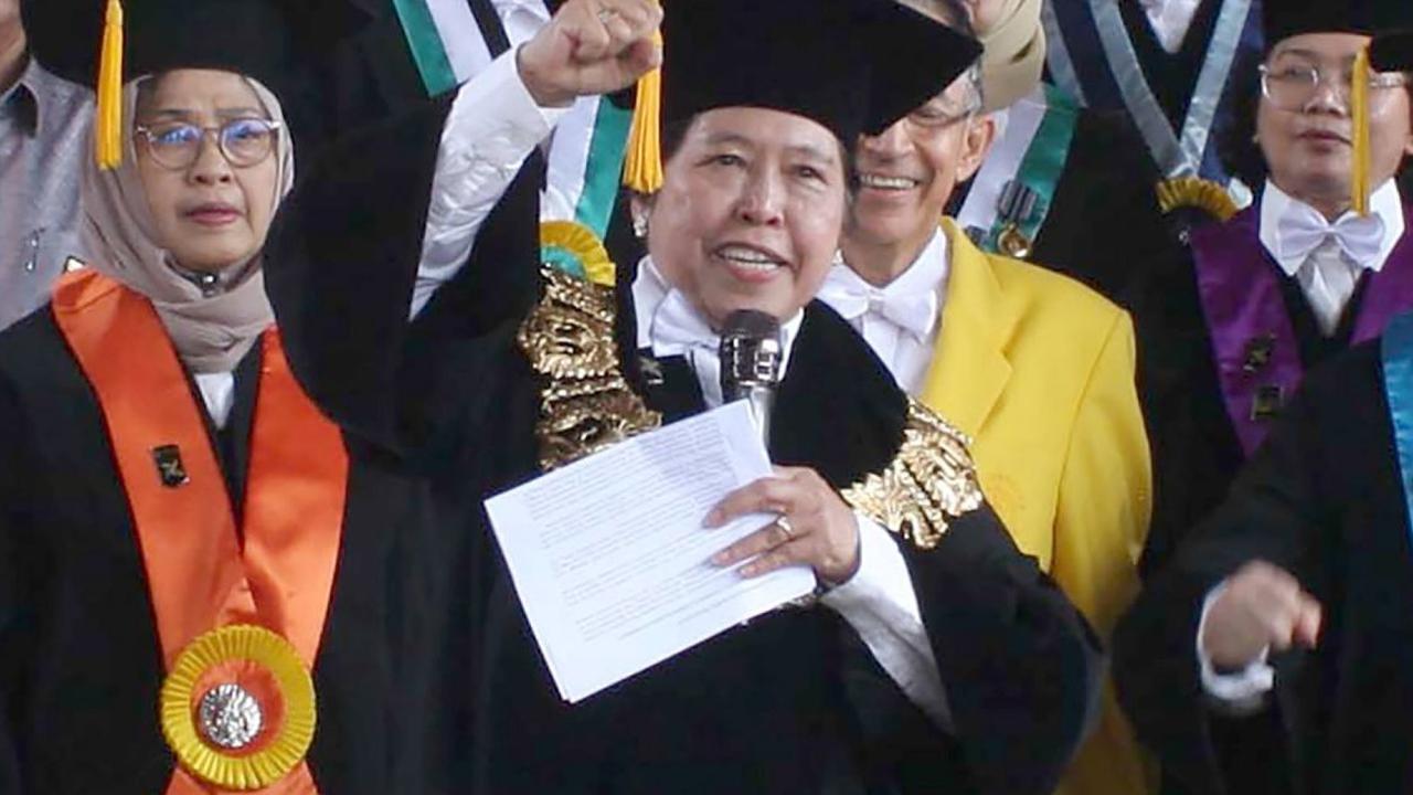 FOTO: Prihatin dengan Kondisi Pemilu 2024, Dewan Guru Besar Universitas Indonesia Deklarasi Kebangsaan