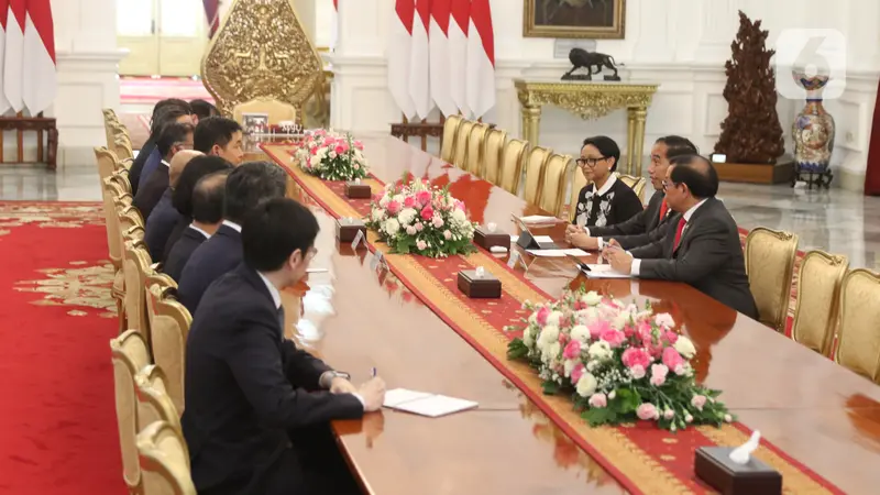 Jokowi Terima Kunjungan Parlemen Singapura di Istana
