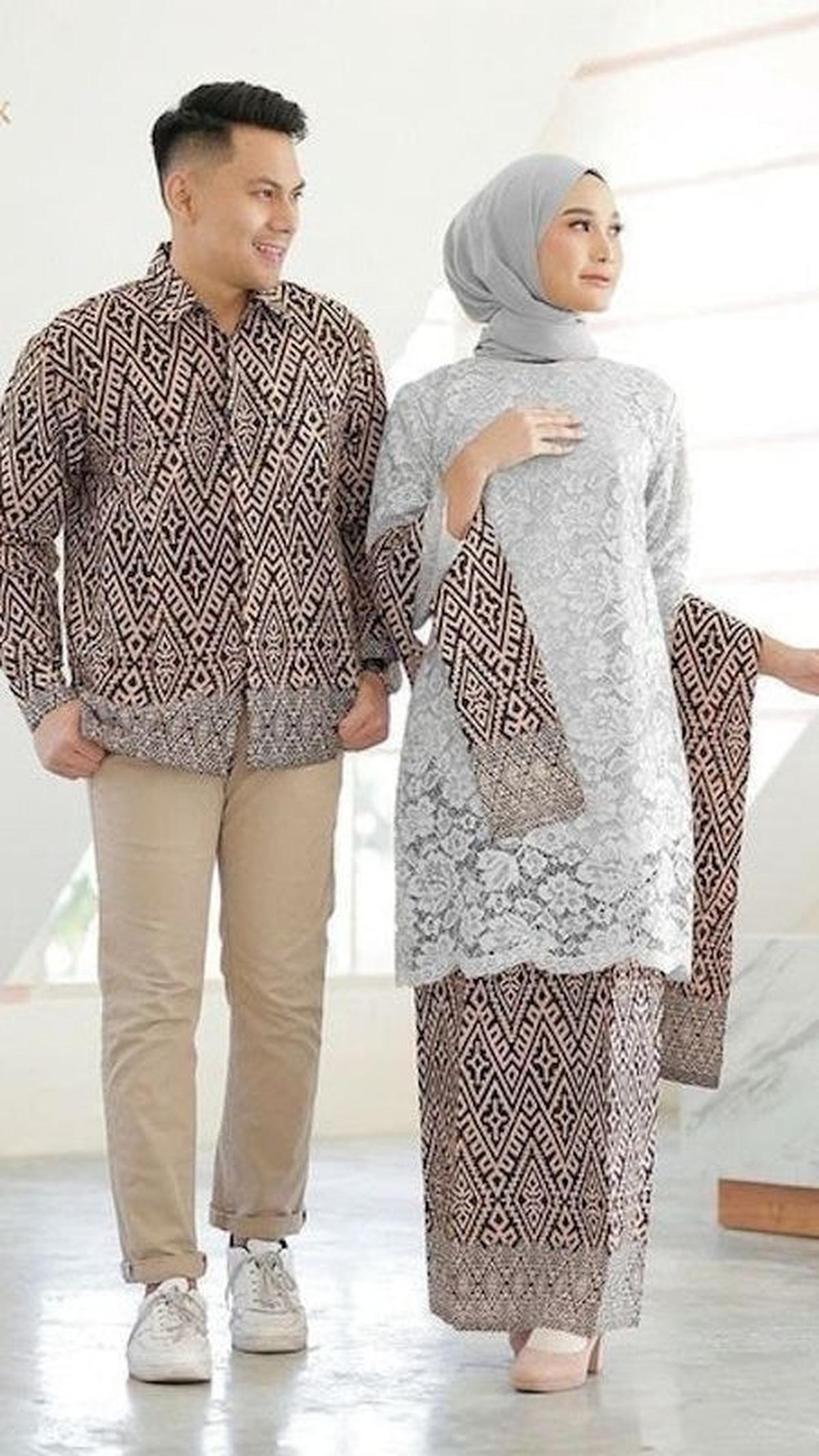 <b>Kebaya Couple Laskita Woubatik</b>