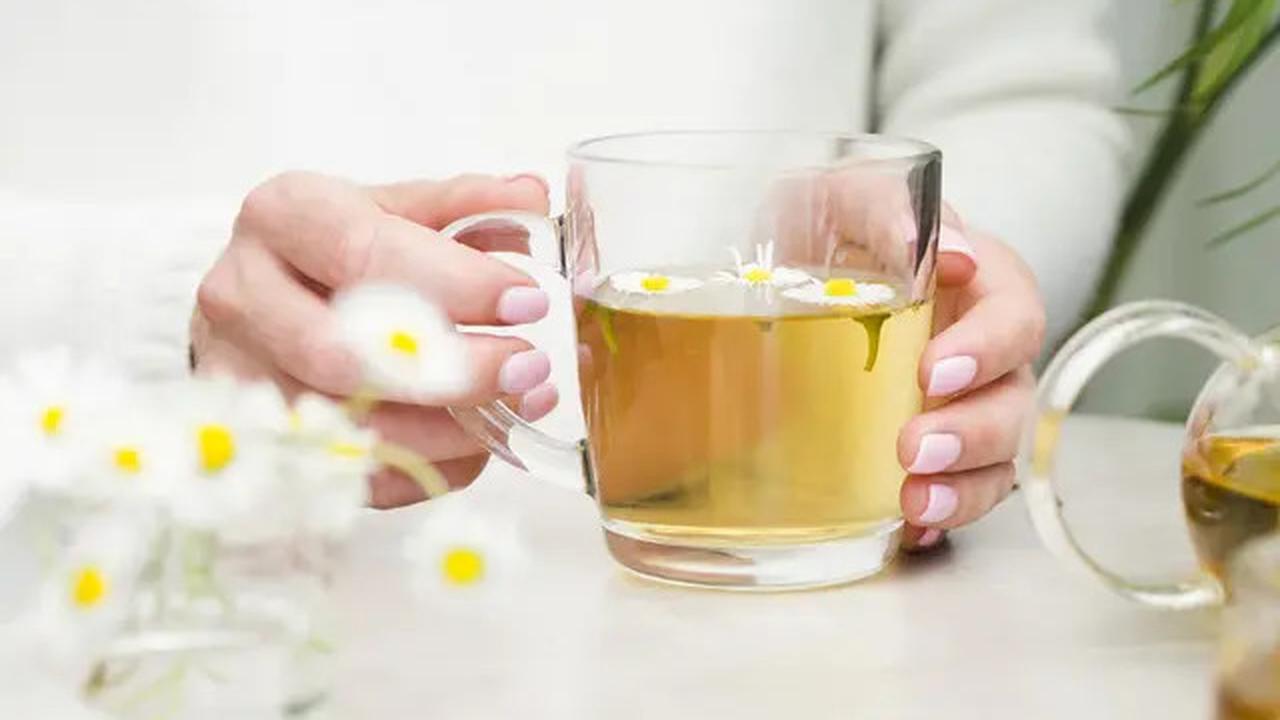 7 Minuman Hangat yang Bisa Bantu Tenangkan Pikiran