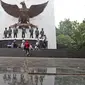 Suasana Monumen Pancasila Sakti di Lubang Buaya, Jakarta Timur, Jumat (1/10/2021). Monumen Pancasila Sakti menjadi salah satu tempat untuk mengenang jasa pahlawan pada Hari Kesaktian Pancasila berkaitan dengan peristiwa G30S. (Liputan6.com/Herman Zakharia)