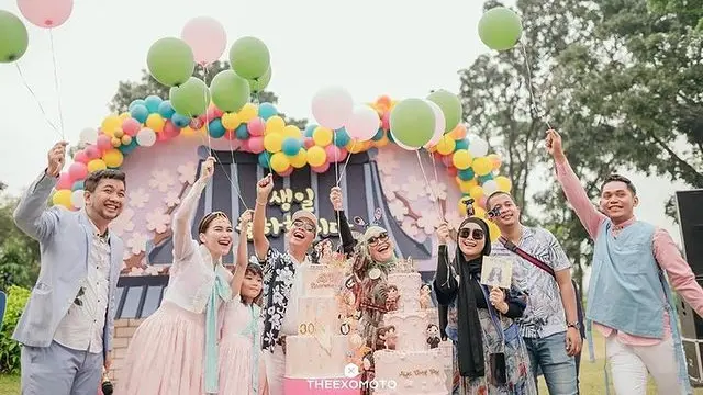 [Fimela] Ultah Ayu Ting Ting ke -30