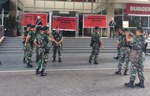 Pegawai Tebet Green ngeluh proses evakuasi barang diawasi TNI