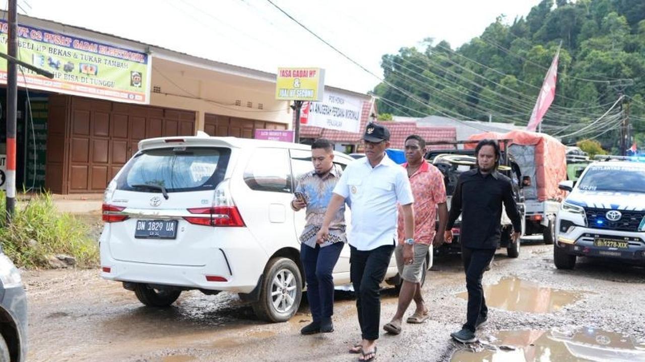 Fakta Unik: Jalan Tompira-Bungku, Urat Nadi Ekonomi Sulteng yang Rusak Parah, Gubernur Turun Tangan Minta BPJN Segera Perbaiki