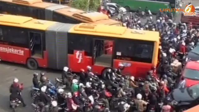 [VIDEO] Liputan6 Pagi | 5 | Kekerasan Guru, Tervonis Udin, Bus Transjakarta Mogok, Wrecking Dance 