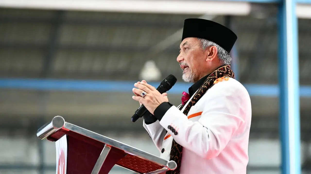 Ahmad Syaiku.