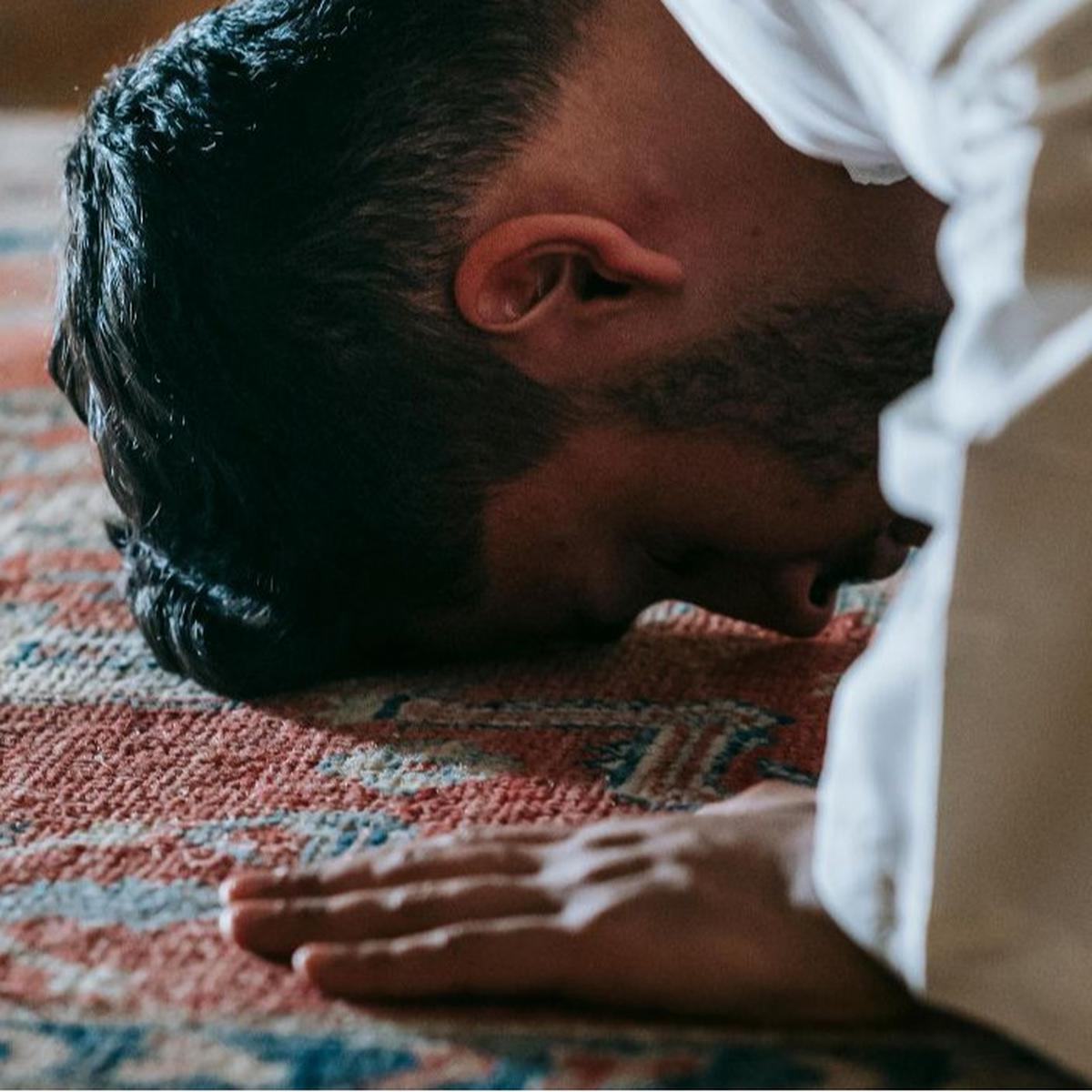 Fadhilah Istiqomah Sholat Tobat