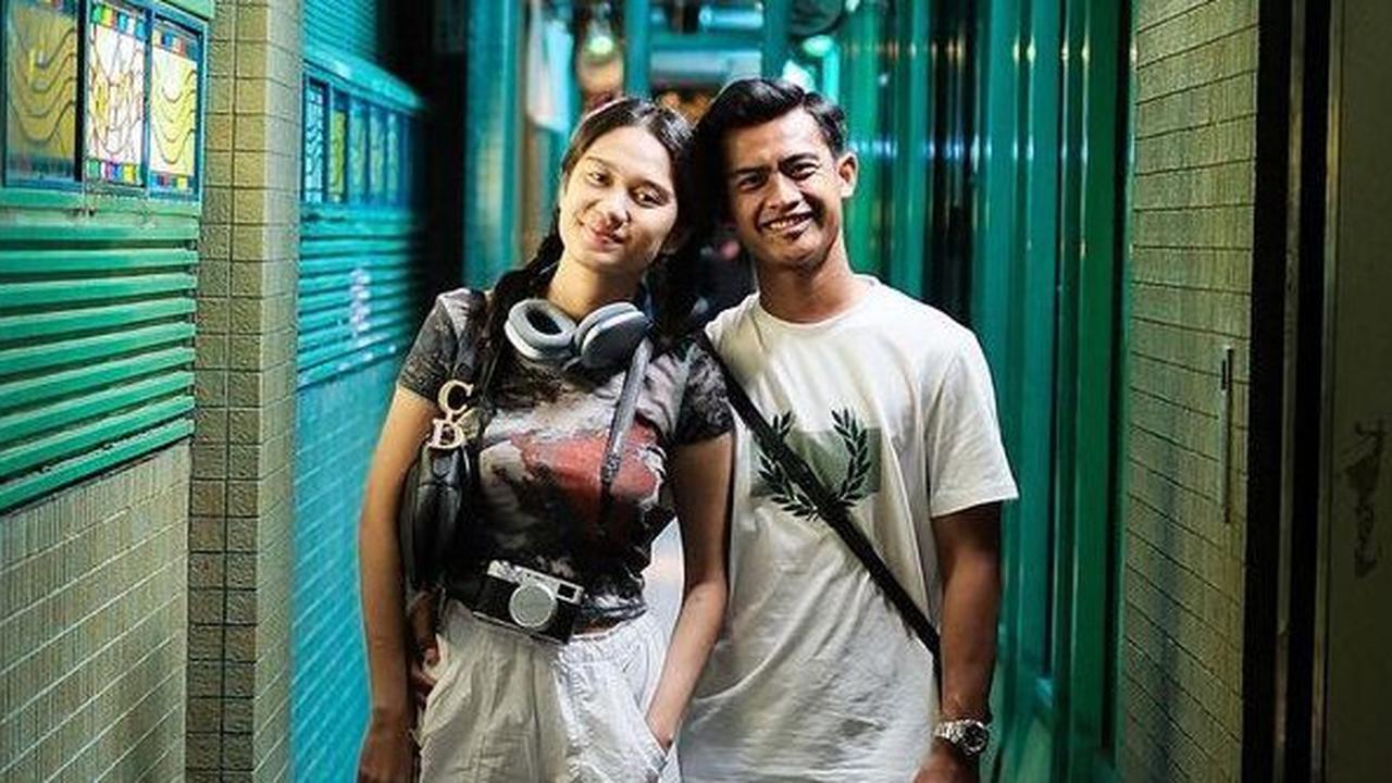 Potret Cantik Azizah Salsha Sudah Terbang ke Osaka, Siap Saksikan Laga Jepang Vs Timnas Indonesia?