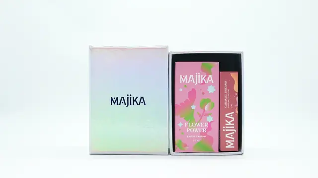 MAJIKA.