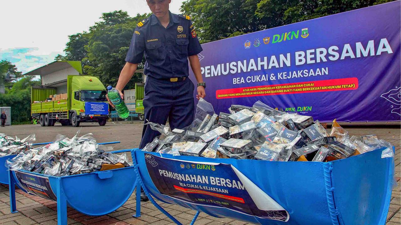 FOTO: Bea Cukai Banten Musnahkan Barang Ilegal Senilai Rp 53,7 Miliar di Tangerang