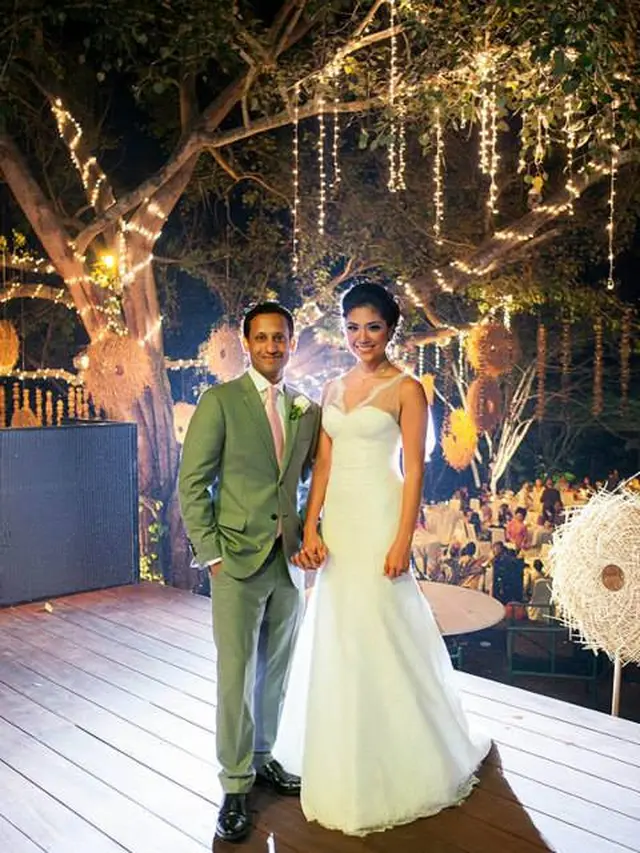 7 Momen Romantis Nadiem Makarim dan Istri yang Jarang Terekspos