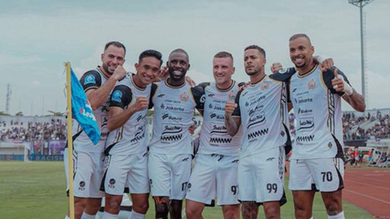 Persija Kalahkan Persita 2-0: Macan Kemayoran Curi Poin Penuh di Indomilk Arena