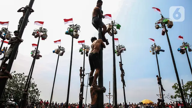 Ilustrasi panjat pinang