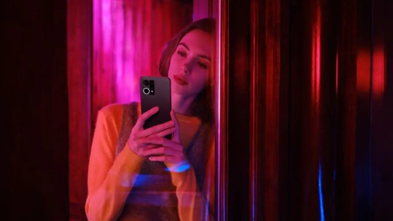 OPPO Reno7
