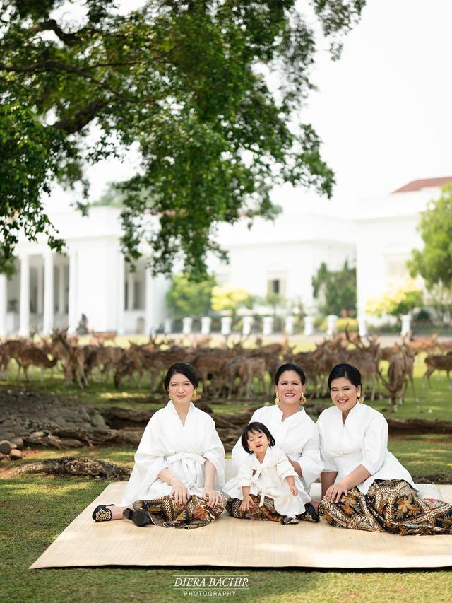 Kahiyang Ayu, Iriana Jokowi, Selvi Ananda, dan Sedah Mirah. (Foto: Dok. Instagram @dierabachir)