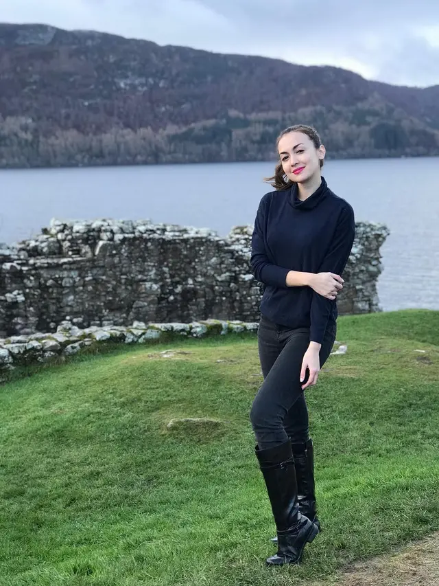 [Bintang] Rianti Cartwright