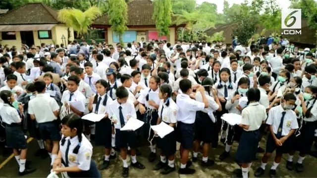 VIDEO: Gunung Agung Meletus, Siswa Dipulangkan Cepat
